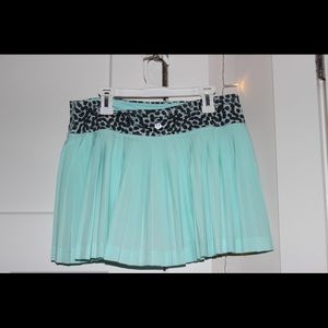 lululemon tennis skirt size 6